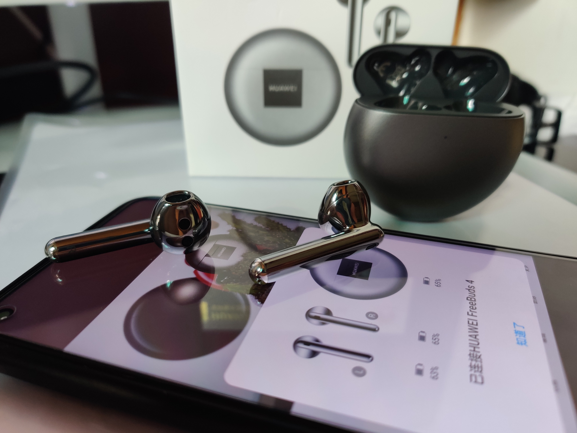 华为耳机freelacepro和buds4,华为耳机freebuds4与lipstick区别