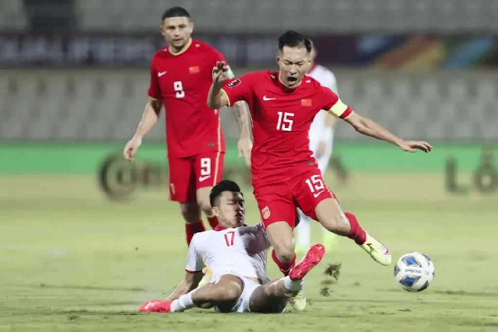 涓浗鐢疯冻12寮鸿禌棣栧彂,涓浗鐢疯冻12寮鸿禌棣栬儨