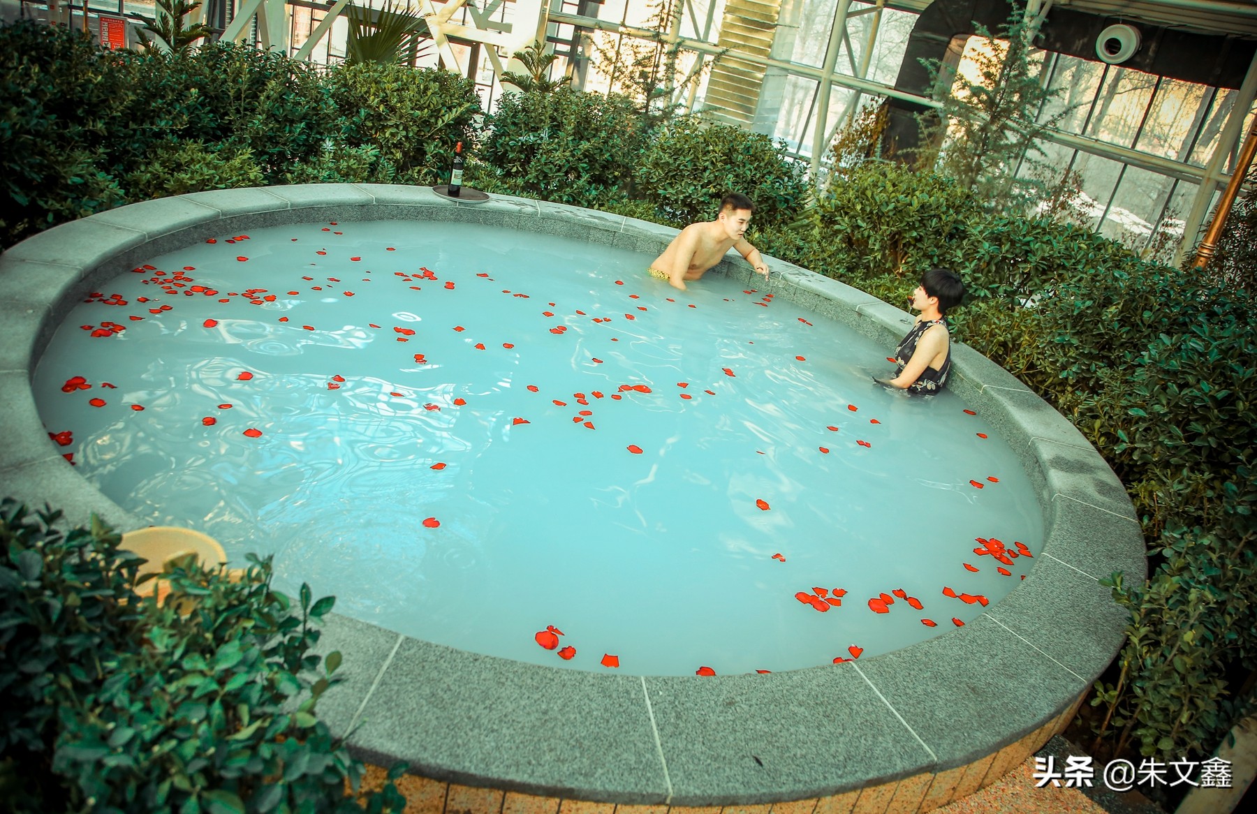 武威温泉度假村在啥地方,在冰天雪地里泡一场温泉