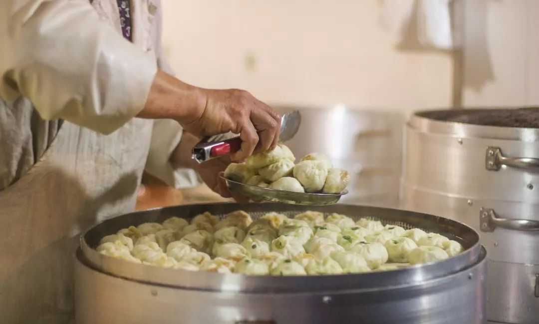 晚上12点后还营业的美食店,晚上10点后还营业的饭店
