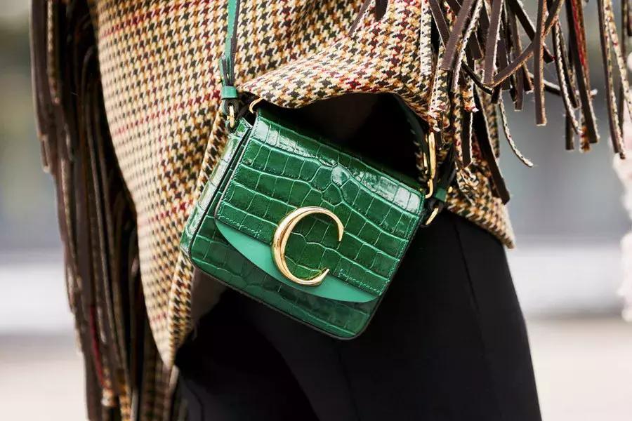 种草菇需要啥,种草菇要准备哪些东西