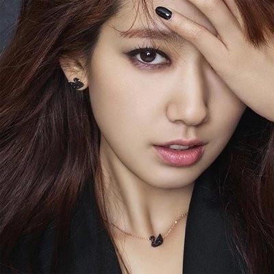 施华洛世奇天鹅项链怎么查询真假,施华洛世奇天鹅项链材质是银吗