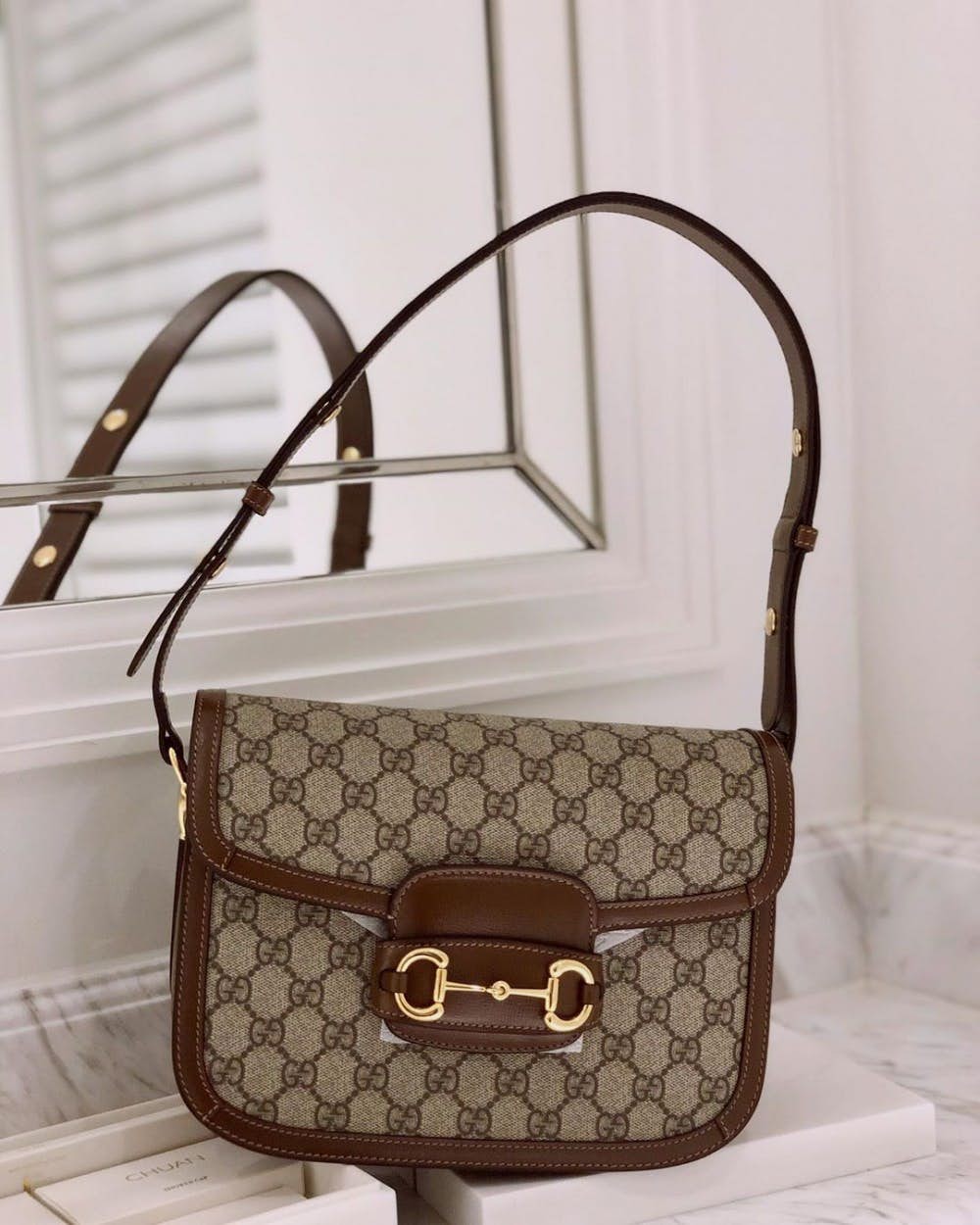 gucci马衔扣单肩包照片,gucci互扣式双g迷你手袋经典款