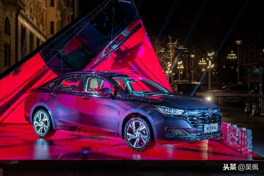 最新绅宝智道价格,绅宝智道奔驰