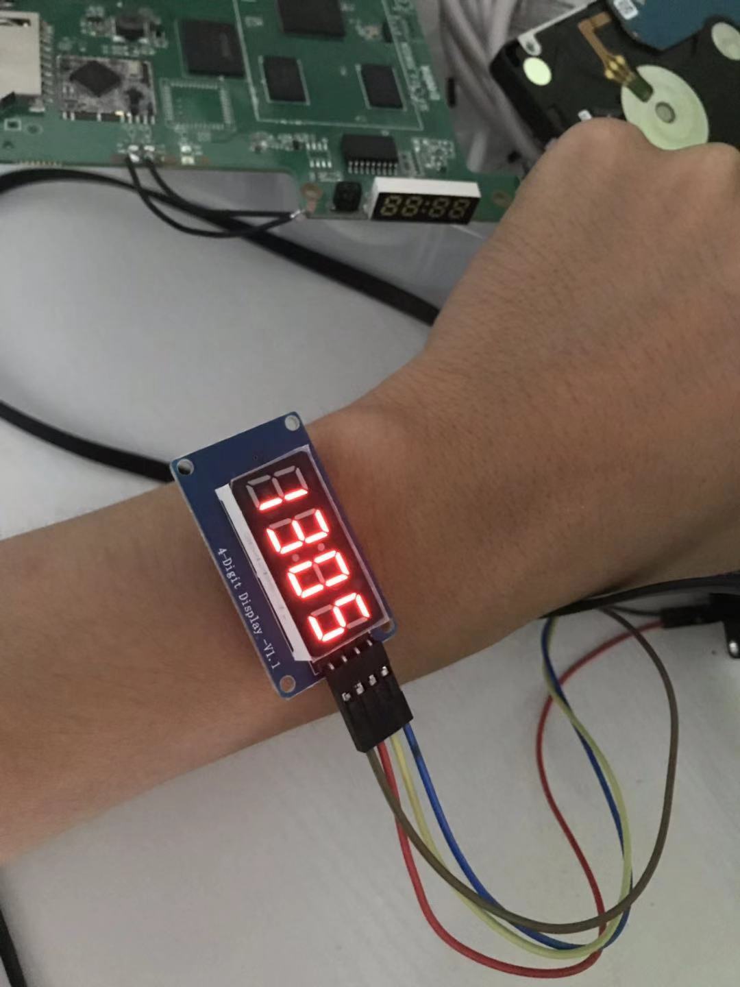 榄斿吔涓栫晫鎬庝箞鏄剧ず鏁板瓧鏃堕棿,榄斿吔涓栫晫鍦扮簿璇寸殑鏃堕棿灏辨槸閲戦挶