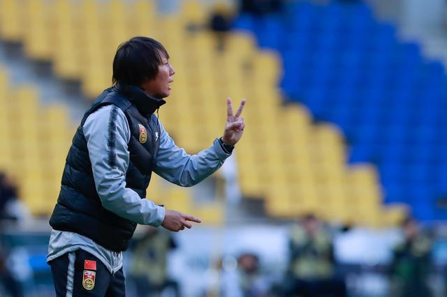 李铁霸气回应东亚杯,李铁东亚杯最新动态