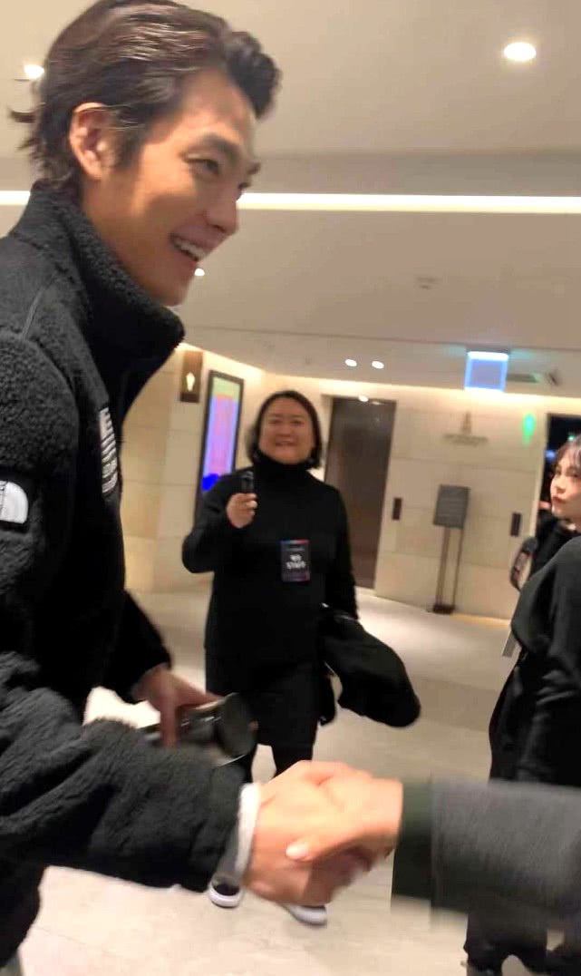 金宇彬康复路拍,金宇彬华丽回归花絮