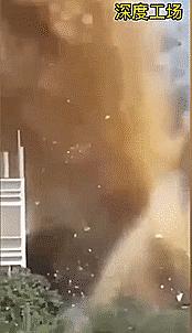 哈马斯大量击毁俄火箭炮,哈马斯火箭炮齐射