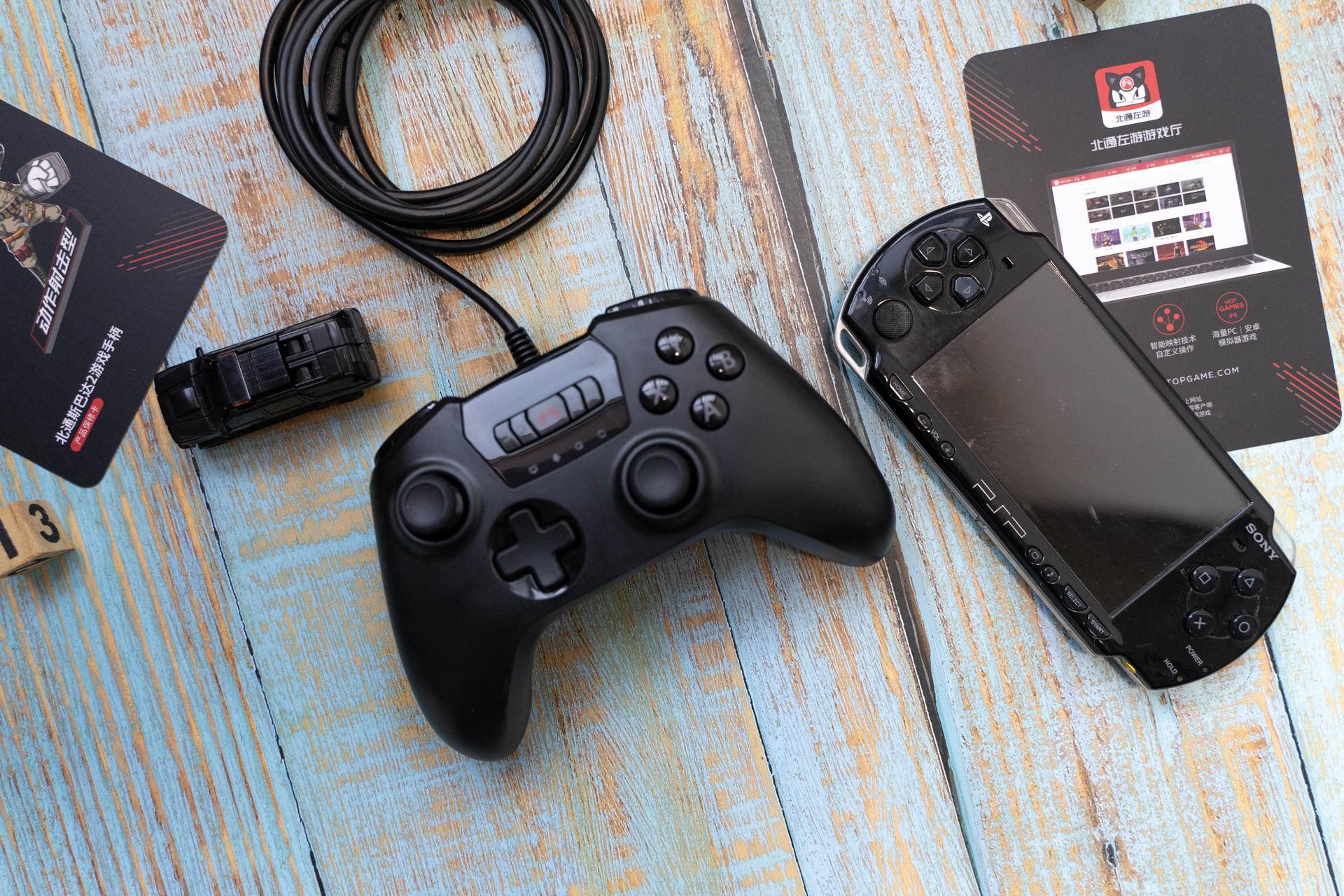 psp2000死机了,手柄游戏机psp2000