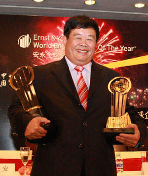 一个男人把他上亿的财产全部记在老婆名下，这是为什么？