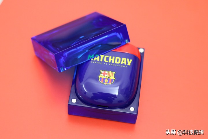 巴萨联名款剃须刀,日本刀头+德国材质打造,价值超过它的价格