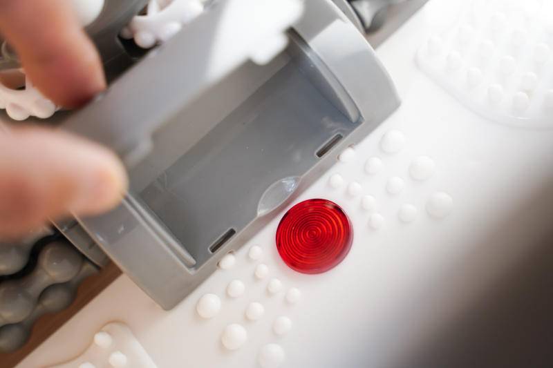 鍙岃剼娴告场鍦ㄦ俯娉夐噷,鍙岃剼娉＄儹姘磋兘鑸掔瓔娲荤粶