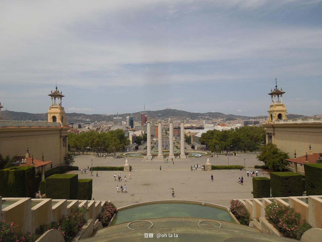 巴塞罗那足球之都,巴萨在诺坎普大战巴黎