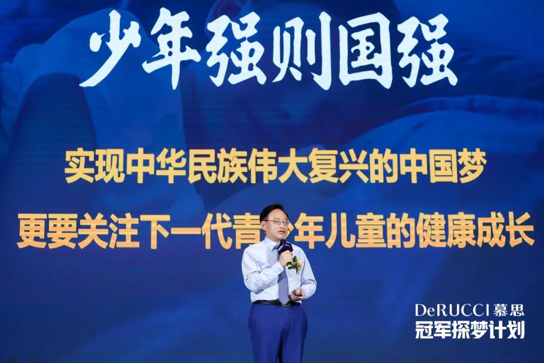 定位大师说的“公关第一”对不对？得像慕思一样会玩才行