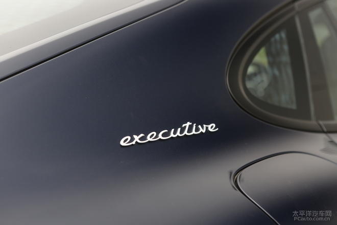 保时捷panamera混动深度测试 (全新保时捷panamera4s 2.9t试驾感受)