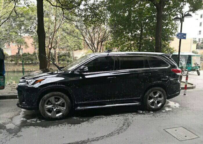 汉兰达最低配驾驶感受,汉兰达内饰为什么那么多硬塑料