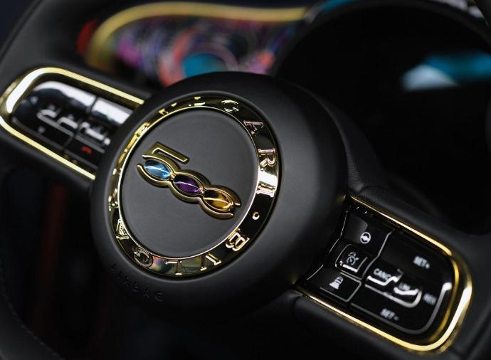 菲亚特500特别版,菲亚特500法拉利限量版