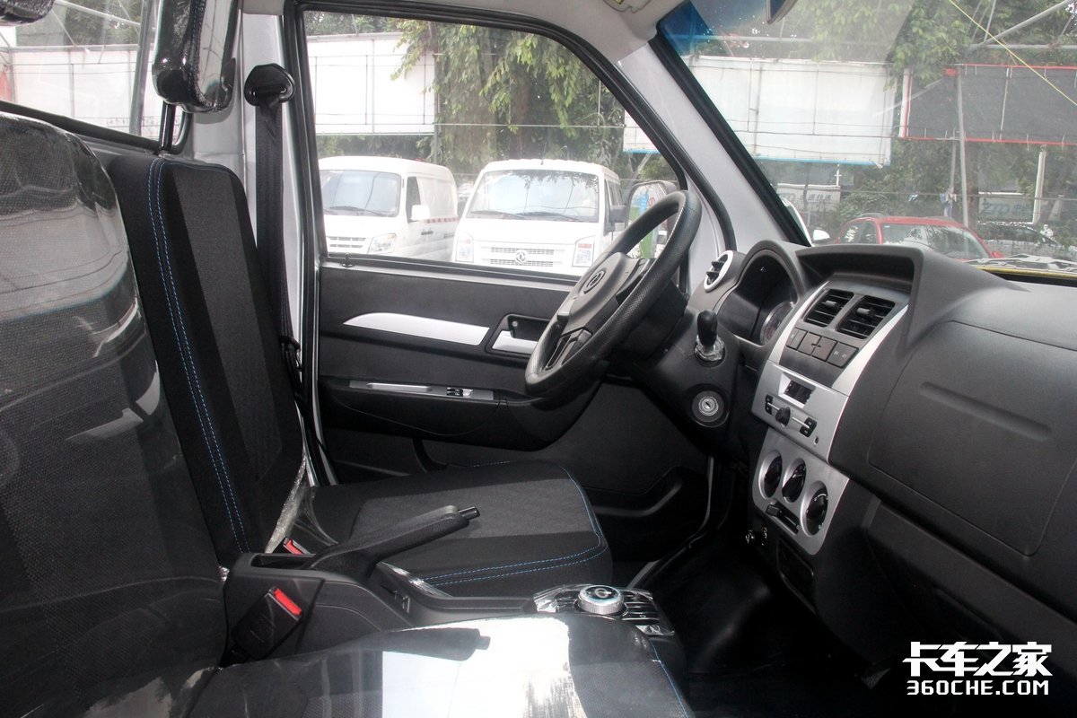 瑞驰新能源小卡,瑞驰新能源7座纯电动