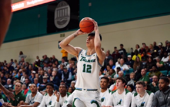 辽宁男篮郭艾伦三分逆转,辽宁男篮新星创纪录三分25中22