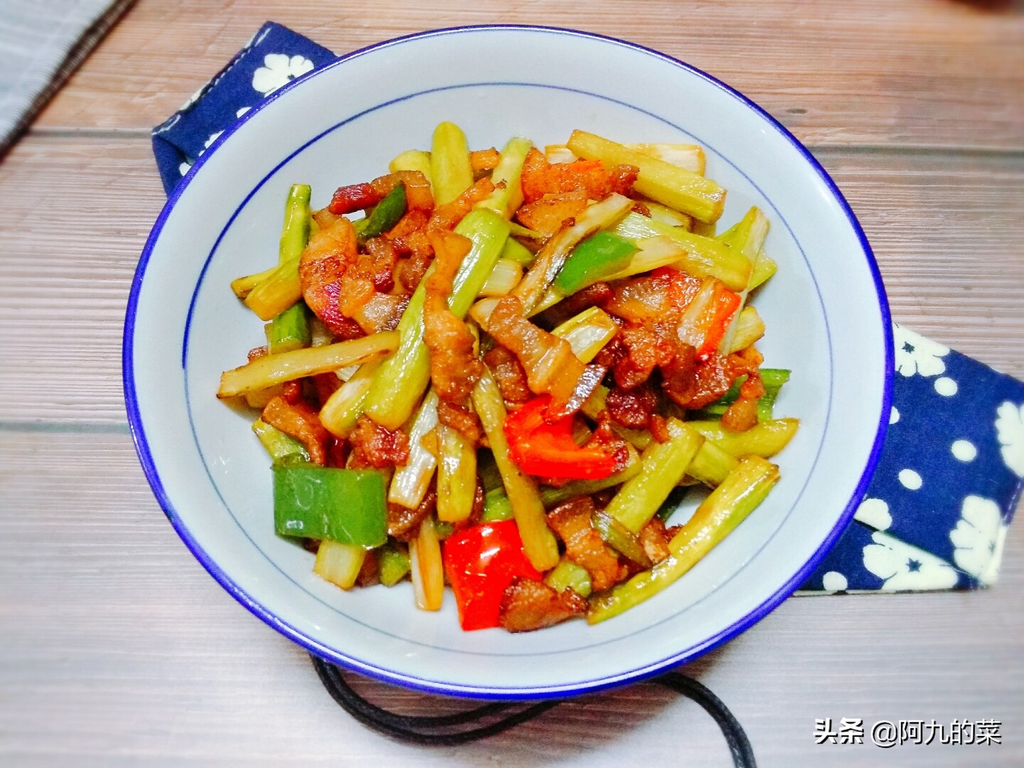 这才是芦笋最好吃的做法,芦笋最好吃的几种做法