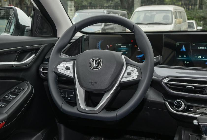 长安蓝鲸1.4t逸动优惠价格,长安2020款逸动plus蓝鲸版1.4