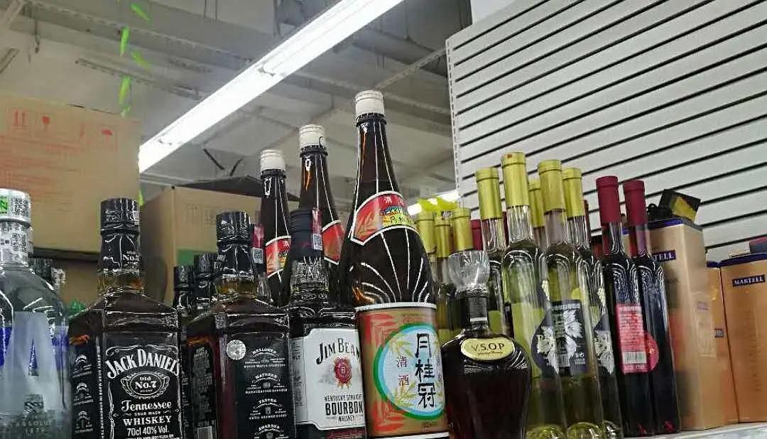 地摊文化有什么商机,最适合摆摊的20款酒