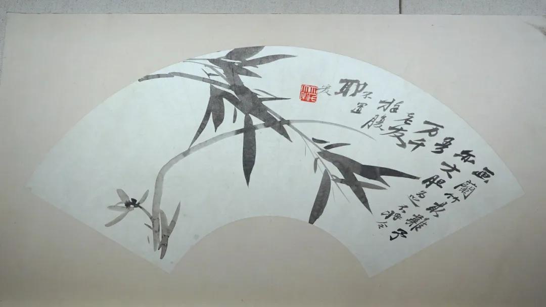 黄般若「万千世界」的五牛、八骏、十八美人