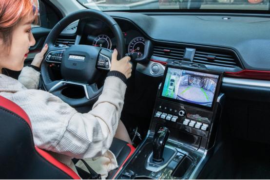 全新哈弗h4pro到店试驾,家用suv哪款车最实用哈弗h4怎么样