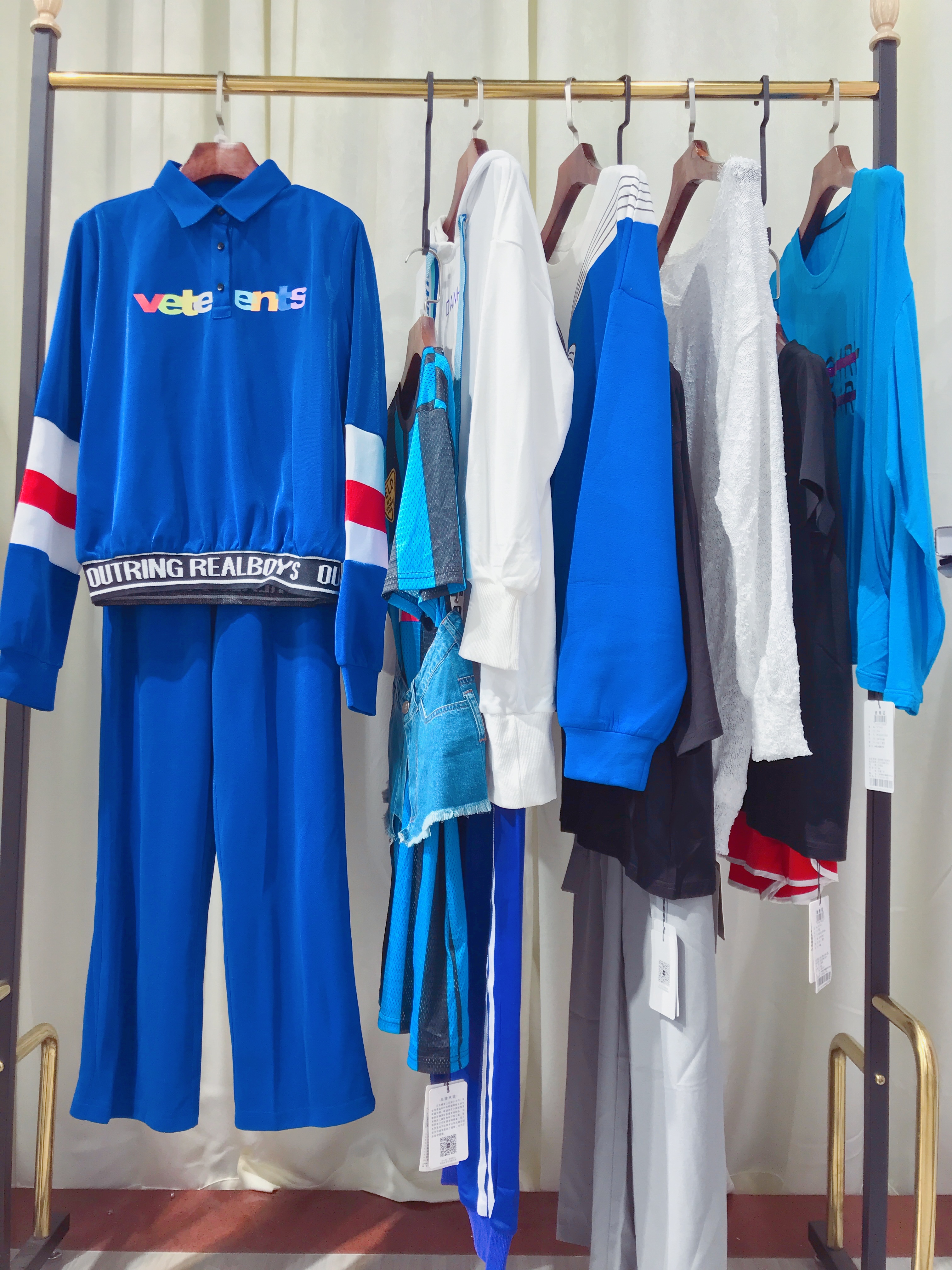 时尚潮牌《YDJ》2020春上新实拍图片，低价批发