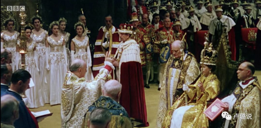 英国女王戴过的皇冠是什么牌子,皇冠有多优雅
