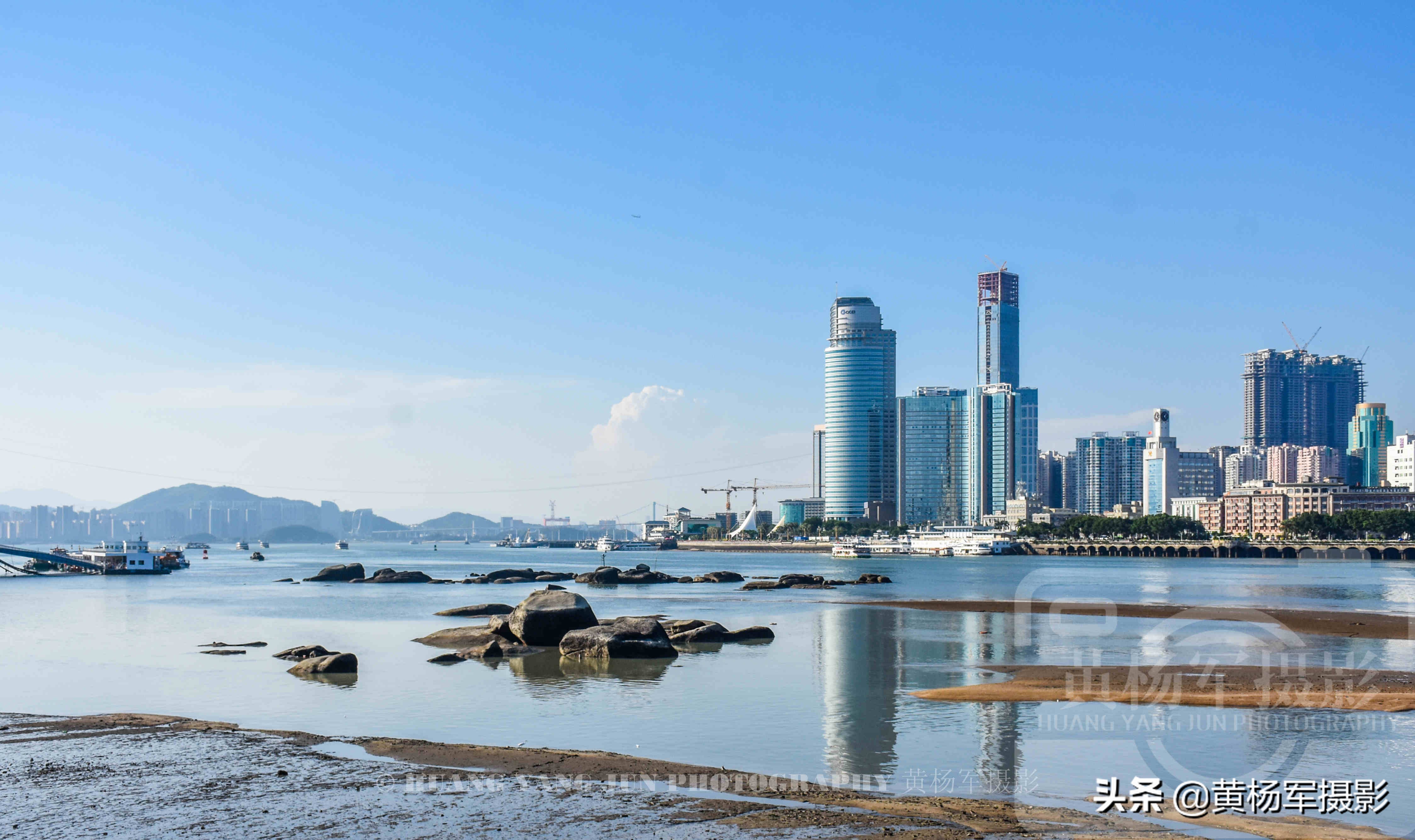 中国“诗一般”的海滨城市，海域面积390²千米，去过的人都喜欢