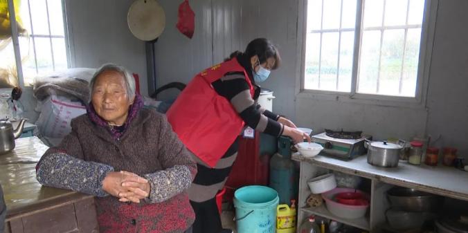 为老年群体提供更好的养老保障,怎么解决特殊困难老人养老的问题