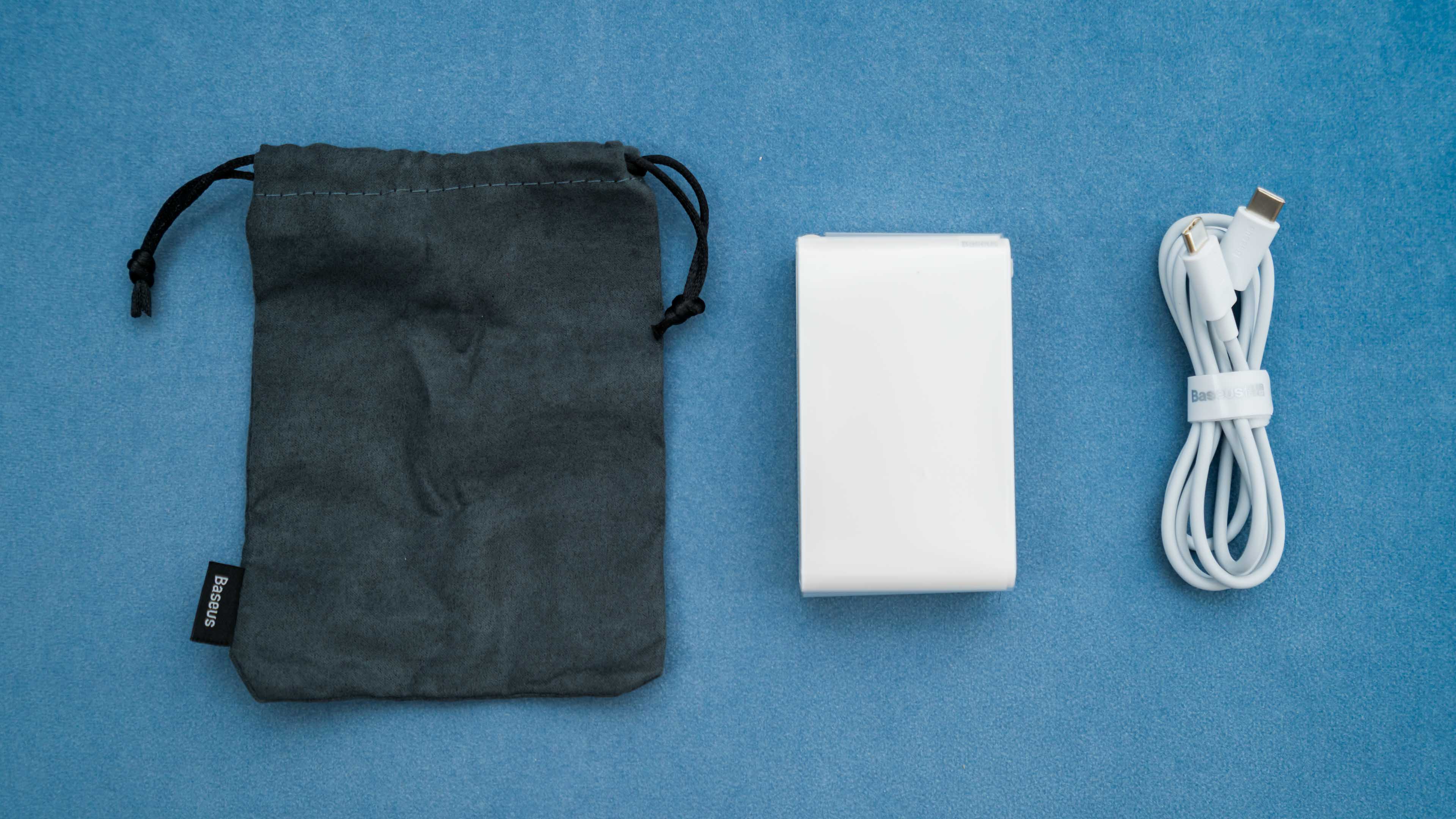 macbookpro16英寸使用教程,倍思氮化镓100w充苹果电脑