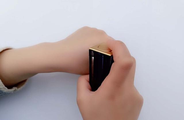 诺伊维尔多肽玻尿酸精华液测评,米蓓尔玻尿酸多效保湿精华液测评