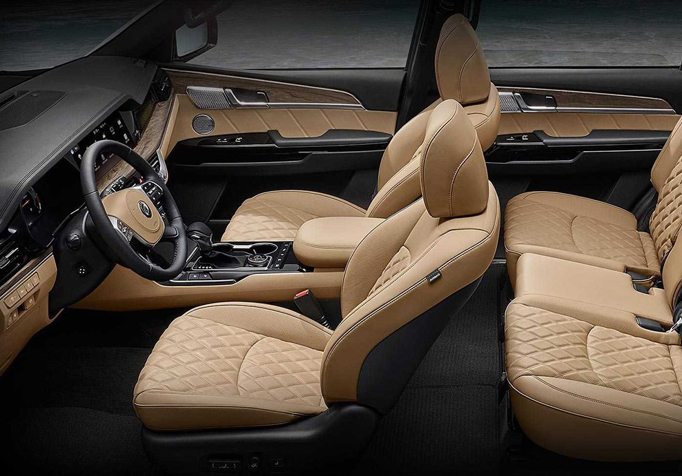 起亚霸锐2021款3.0t柴油版越野,新款起亚霸锐越野视频