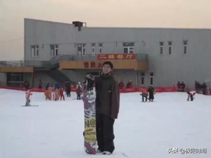 易毒谷思明：买不起雪服，就自己开了家雪具店｜冰雪100人Vol.006