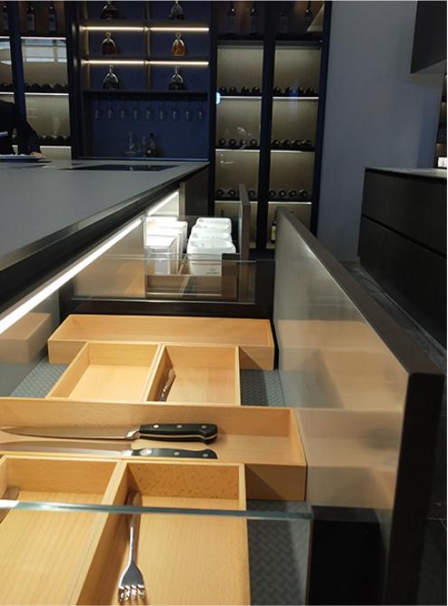 优选︱卡利亚：全钢品质，乐享生活每一瞬间