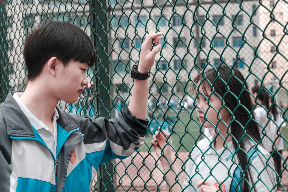 父亲知道女儿怀孕后大怒,父亲得知女儿意外怀孕