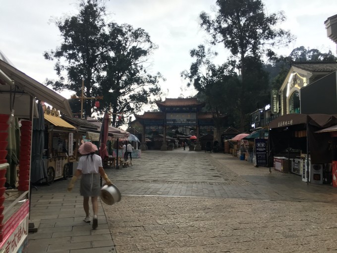 云南不止有风花雪月的苍山洱海,去西双版纳感受傣族民族风情