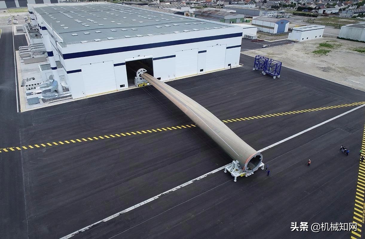 全球最大的垂直轴风力发电机,风力发电机叶片127米