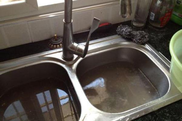 下水道堵住了怎么快速通方法,下水道堵住了怎么办有什么方法