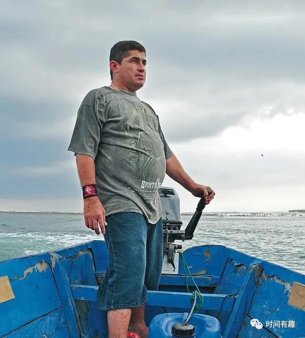 励志：我是怎么在海上漂泊438天奇迹生还并被质疑吃了同伴的？
