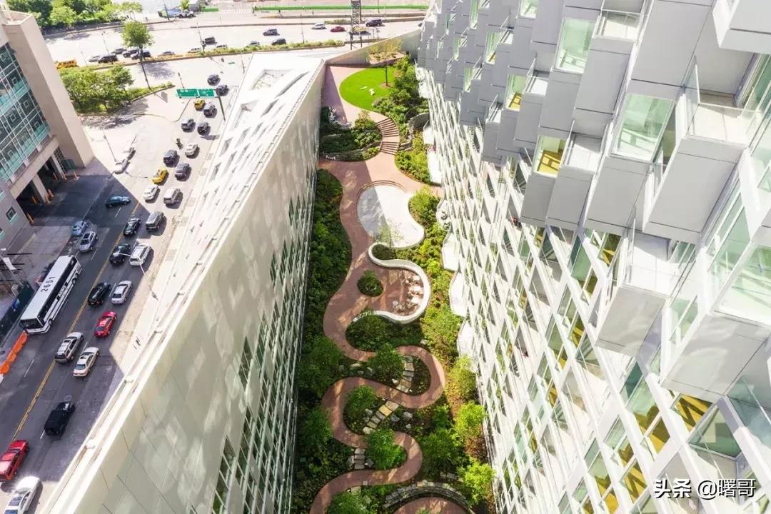 世界上的路本来很平凡，自从遇上设计师，此路非彼路