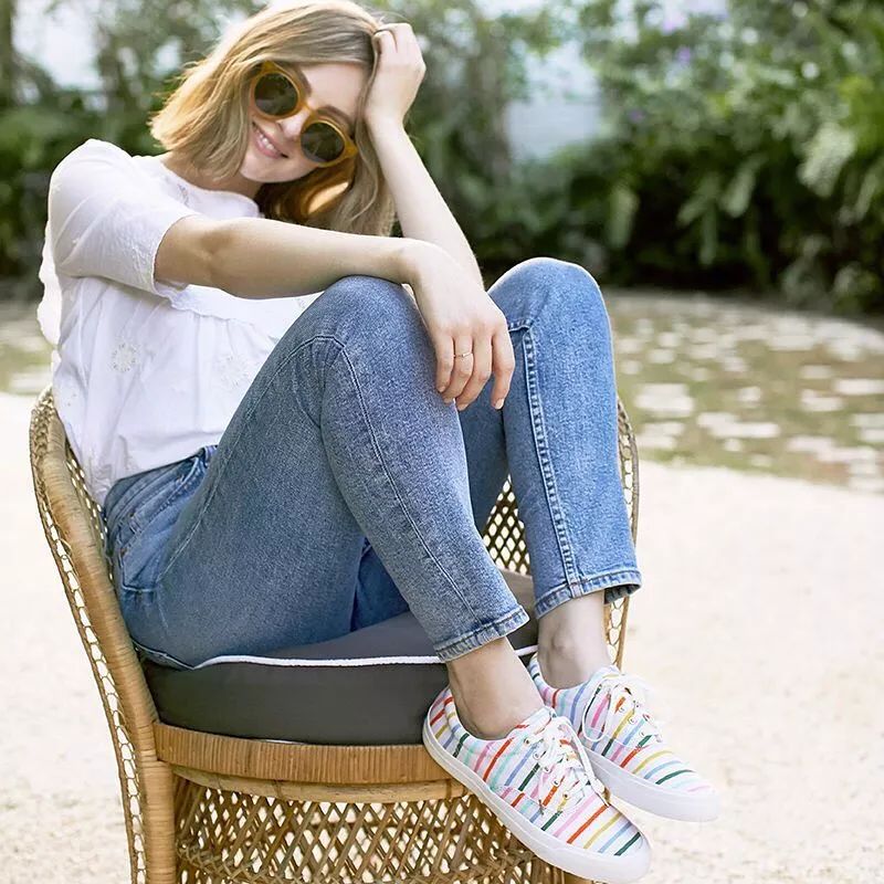 推荐几款好看的小众帆布鞋,这些冷门的平价帆布鞋好看又耐穿