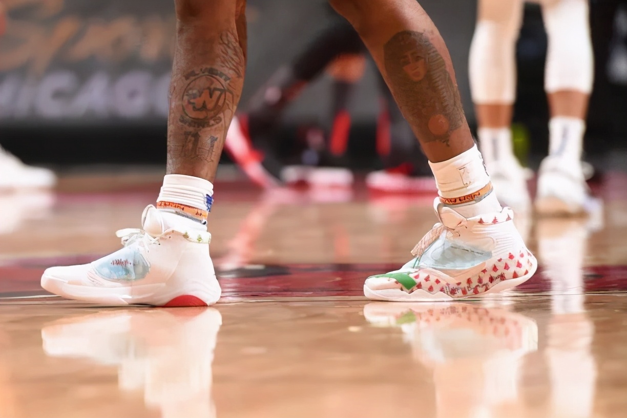 nba球员上脚dunk,nba上脚球鞋哈登5