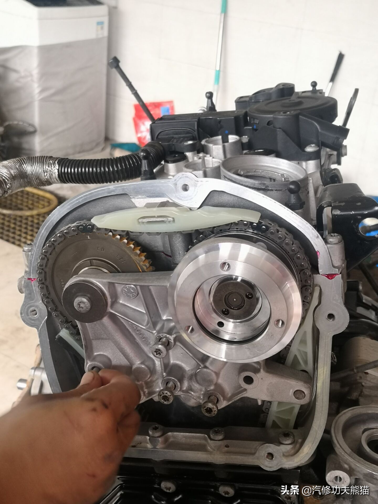 大众途观发动机烧机油维修多少钱,2010款大众途观严重烧机油