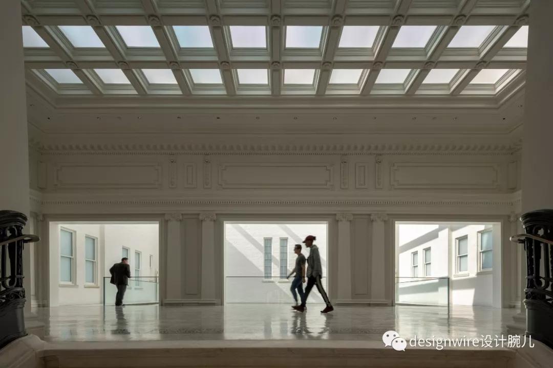 全球第一家苹果水上直营店在哪里,全球第一水上零售店