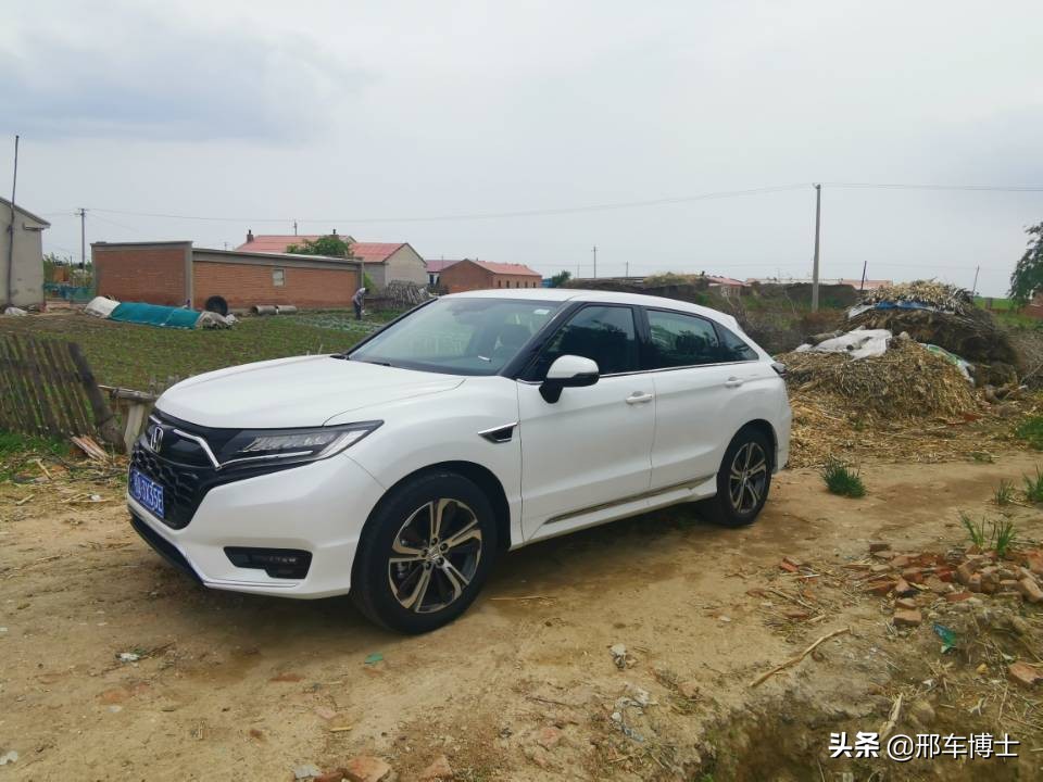 urv的1.5t致雅版上路测试,小马拉大车动力