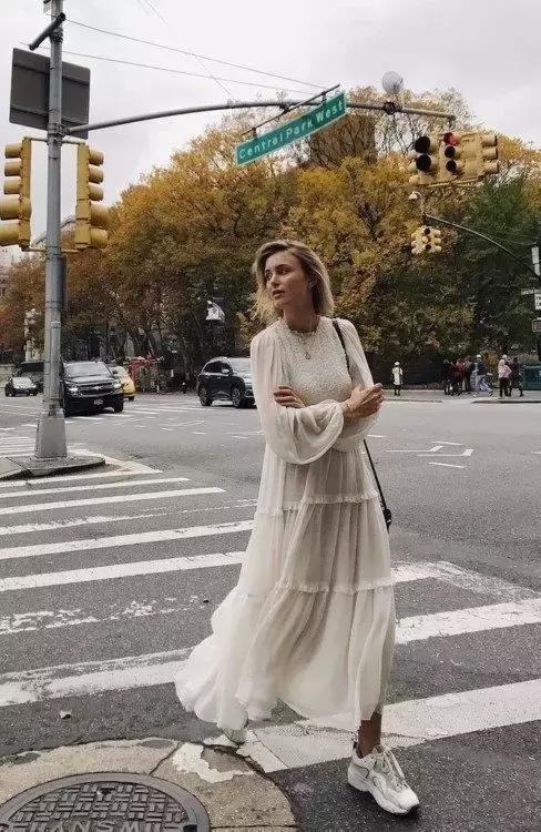 30岁以上女人穿裙子技巧,30岁女人裙子怎么穿好看