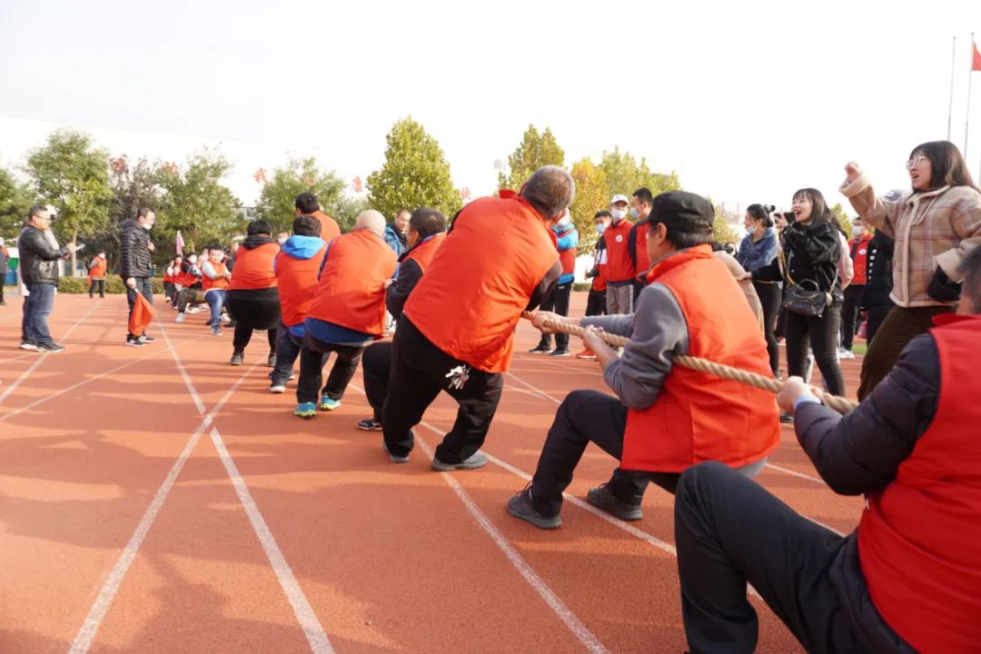 拔河跑步踢毽子跳绳,拔河踢毽子比赛奖励